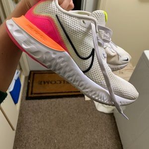 Women’s Nike react infinity running shoe